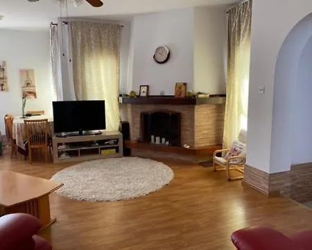 Hous With Swimming Pool Holiday home Konia